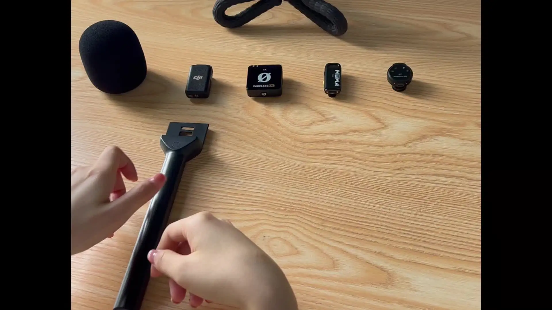 Parabrezza In Schiuma Per Microfono AKG - Compatibile Con P120, P220, C414 | Filtro Antipop E Antivento | Confezione Da 2 Pezzi - Foto 5