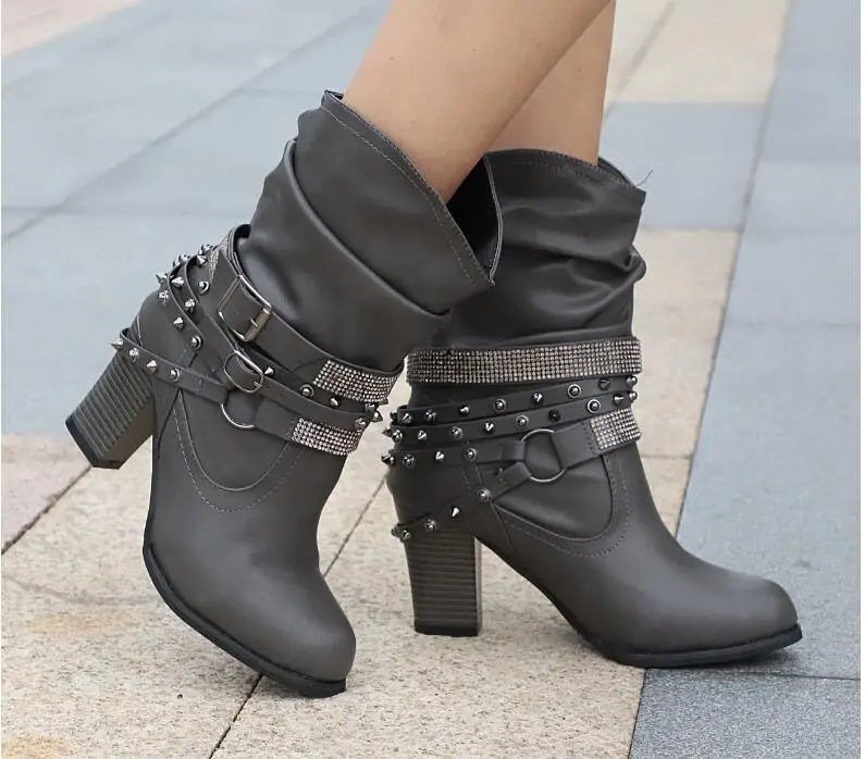 

European and American women's low barrel rivet Martin boots personalized street fashion trend round head Martin boots
