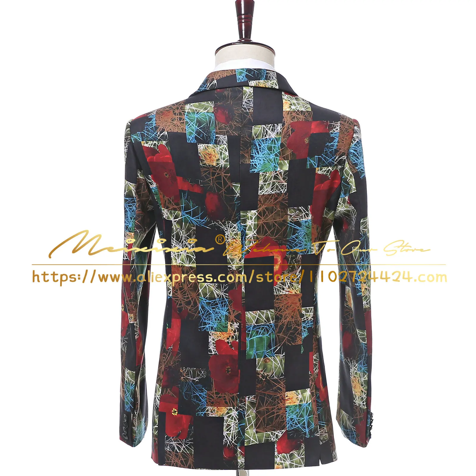 Рисунок 2 - Модный цветочный костюм для мальчиков