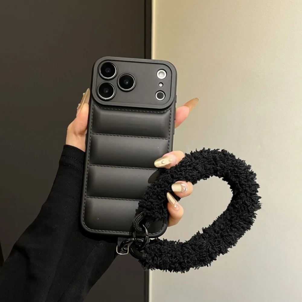 Luxury and Fashionable Plush Wristband - Winter Protective Cover
