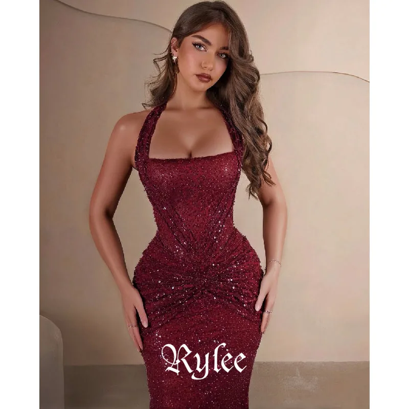 فستان خمري لامع بتصميم ميرميد فاخر