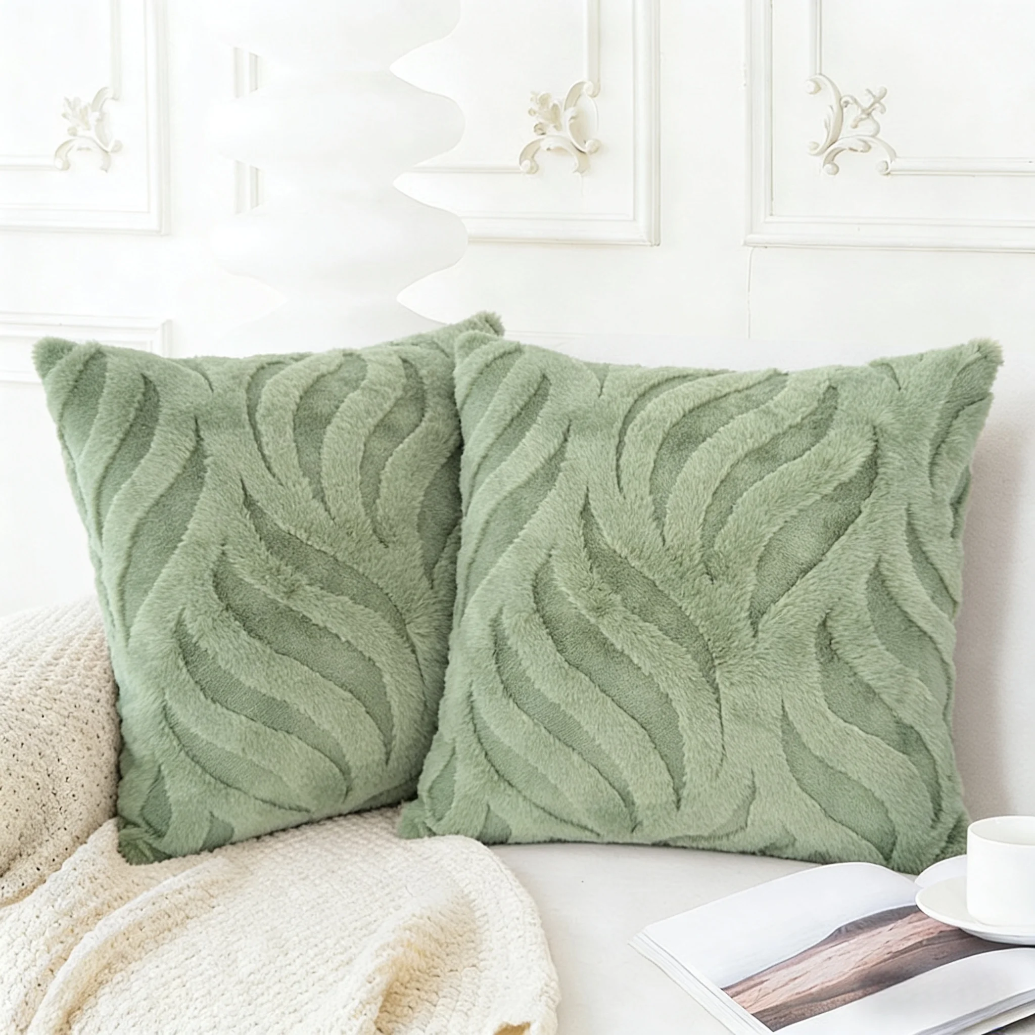 Set of 2 Luxurious Plush Decorative Throw Pillow Covers