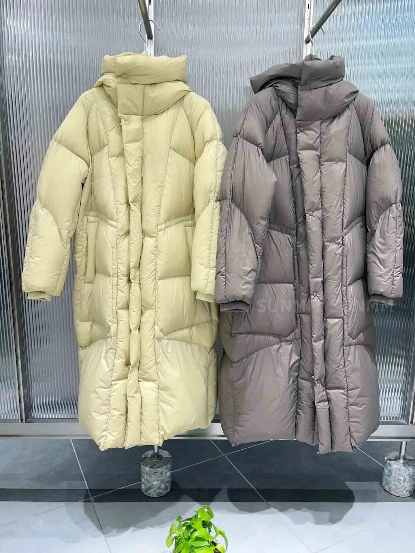 Winter Hooded Solid Long Down Jacket Women White Duck Down Loose Knee Length Down Jacket Female Thick Warm Outdoor Parka Outwear