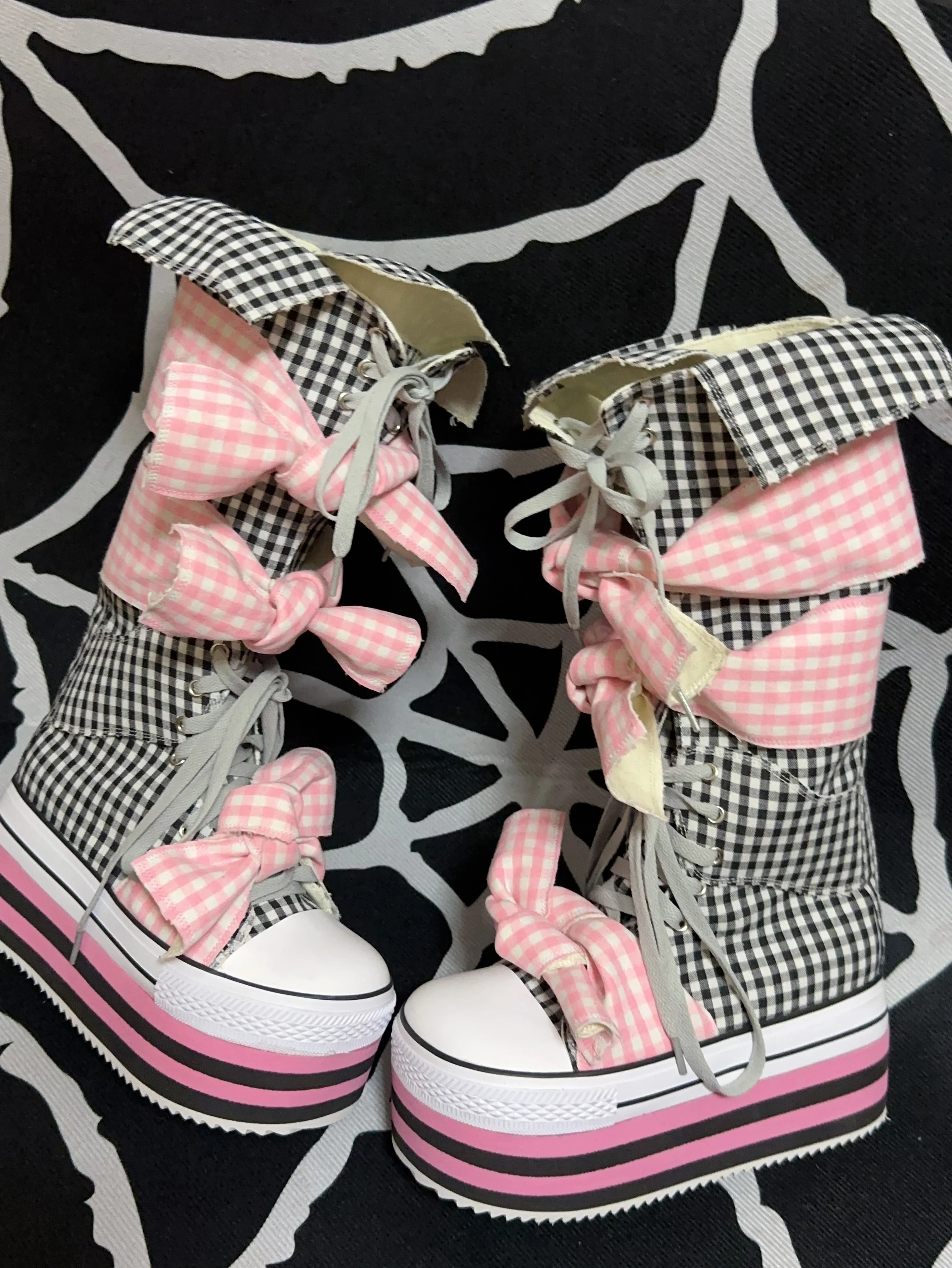 ボトムス・スパッツ Ruffle Pedal Pusher - Pink Lilac Bohemia ボトムス・スパッツ Ruffle Pedal Pusher - Pink Lilac Bohemia