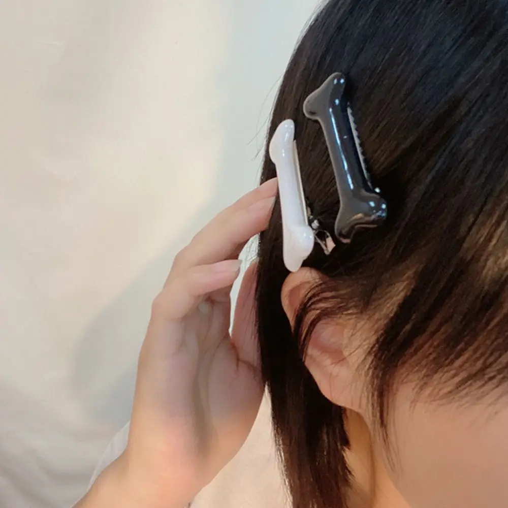 

2Pcs Cute Bone Shape Hairpin Lovely Girls Hair Accessories Daily Personality Punk BB Clip Kawaii Fashion Headdress
