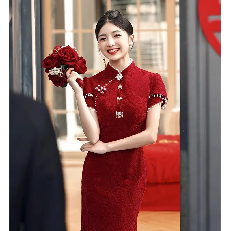 

Elegant Split Qipao Women Burgundy Banquet Gown Sexy Lace Flower Cheongsams Slim Chinese Dress Vintage Mandarin Collar Vestidos