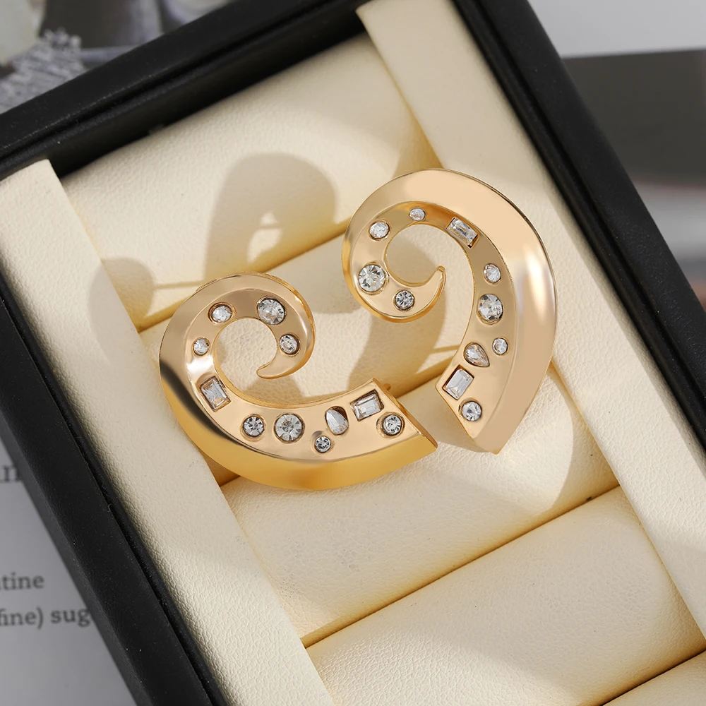 Designer Rhinestone Conch Stud Earrings Stainless Steel Zircon Geometric Earring Women's Everyday Trend Jewelry Accessories 2025