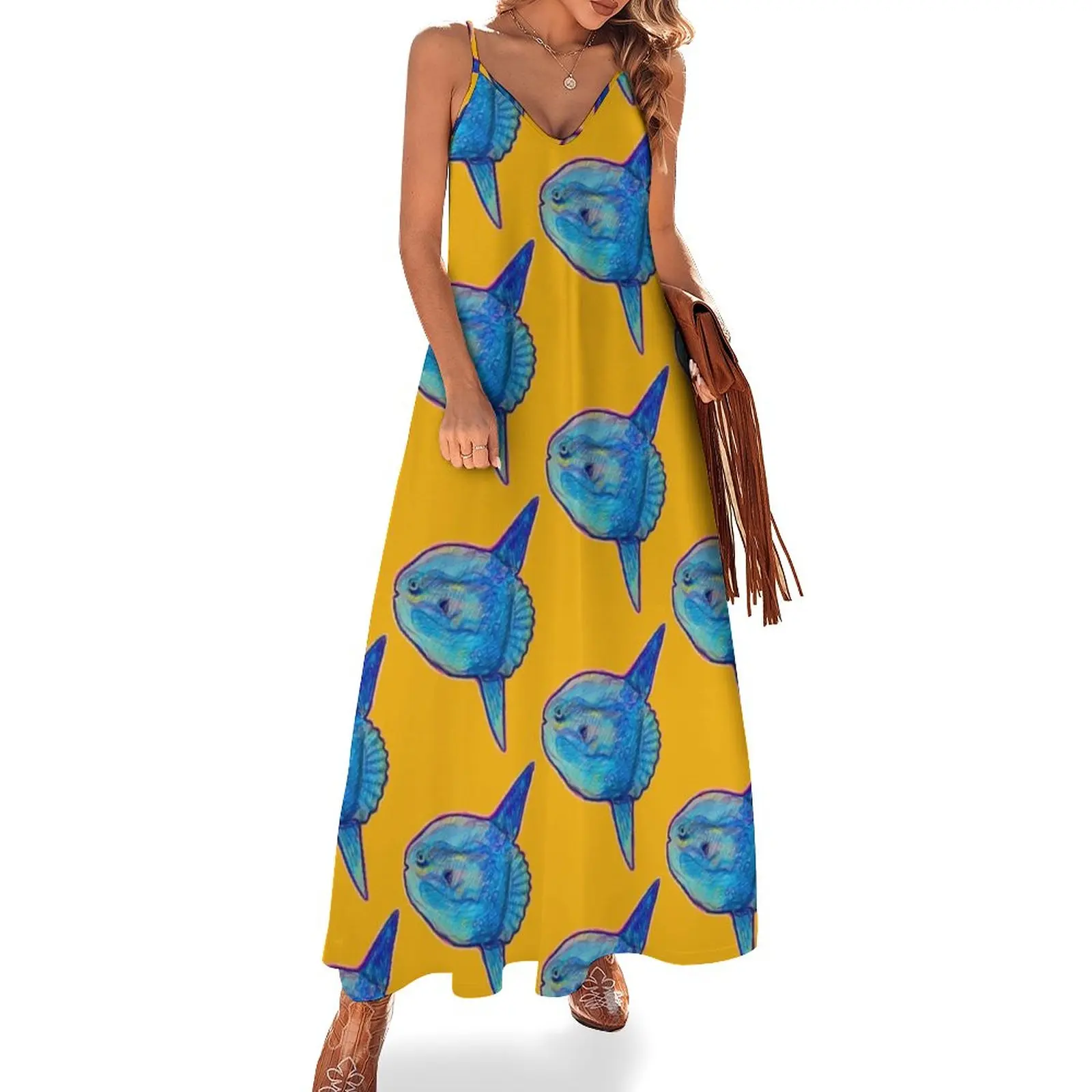 

Mola Mola Sleeveless Dress chic and elegant evening dress Elegant gowns elegant dress Dresses