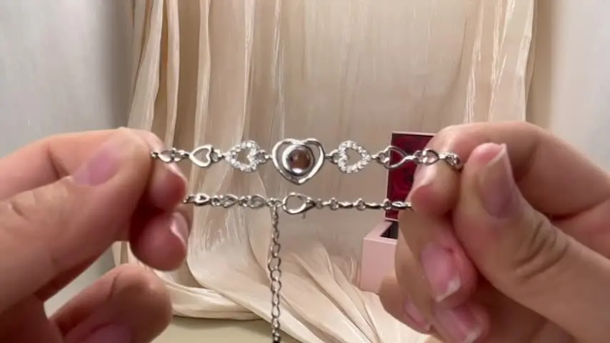 Glooraca Bracelets Avec Photo à L'intérieur Bracelet De Projection Photo Personnalisé Pour Femme Bracelet Photo Personnalisé Cadeaux Photo Pour Maman Copine (Style 1