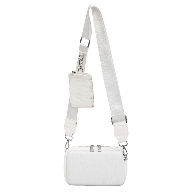 thumbnail image 1 of Bolso de hombro de PU de alta calidad, muy vendido en 2024, personalizado, duradero, estilo de diseñador, unisex, clásico, versátil y a la moda, 1 of 5