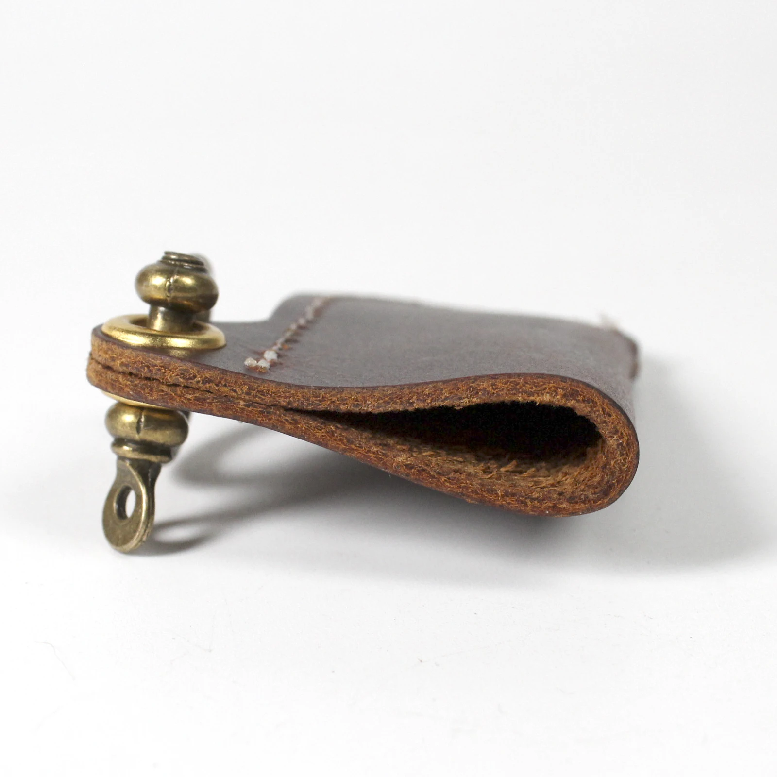 Premium Genuine Cowhide Leather Lighter Case with Metal Horseshoe Shackle