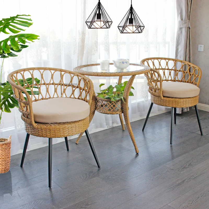 2 chairs and table
