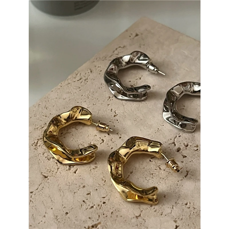 

Женские серьги-кольца из латуни с золотом 18 карат