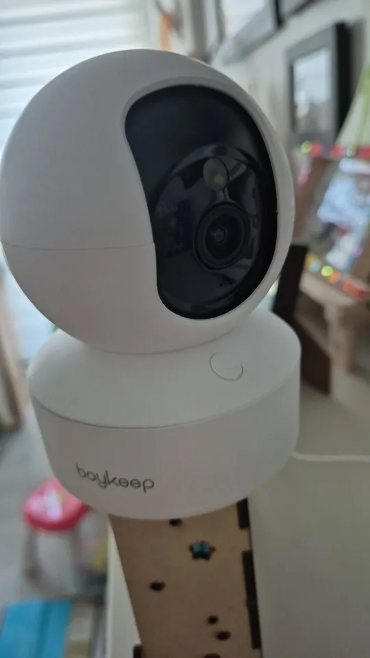 Boykeep 2K Pet Dog Camera with Phone App, 5G/2.4GHz WiFi Indoor Security Baby Camera, 360° Pan & Tilt, 2-Way Audio, Night Vision photo review