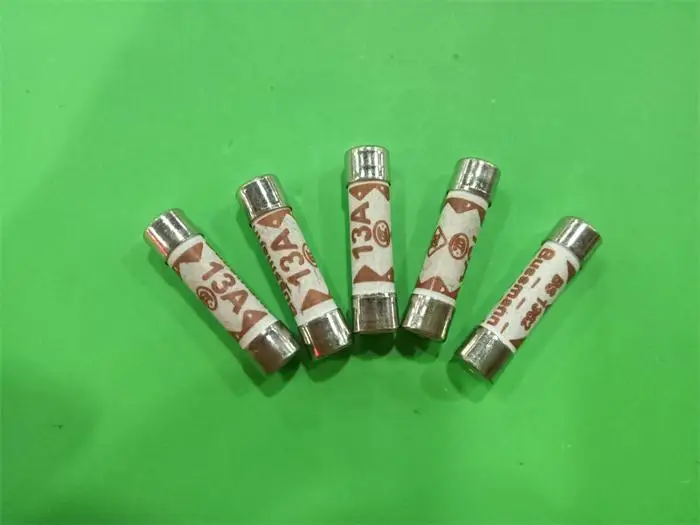 5pcslotTDC18013ABritishPlugFuseBS13626X25MMBUSSMANN13A240V.jpg