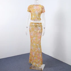 Chic Summer Beach Outfit: Fashionable Printed Crop Top and Skirt Set - M (Skirts set)