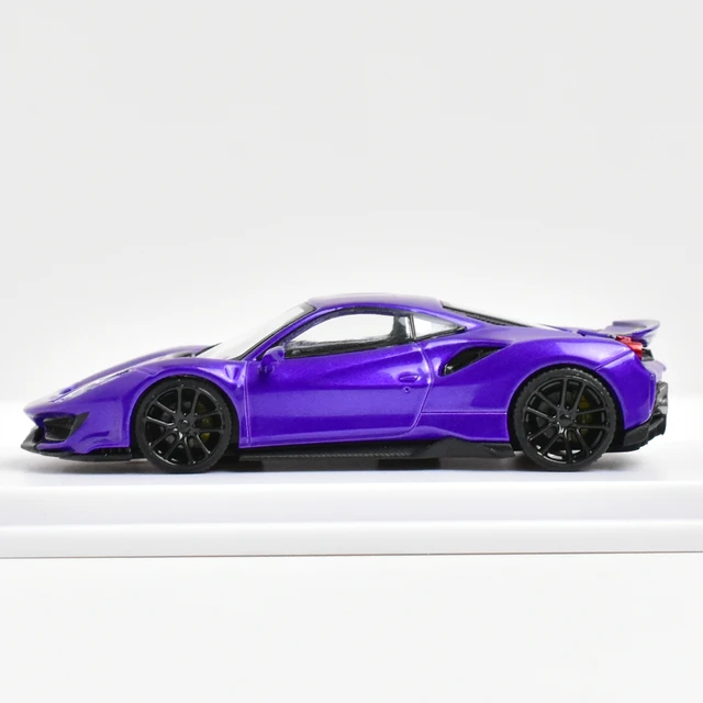 NOVITEC 488 PISTA 限定版 ミニカー 1/18 Ferrari 488 Pista