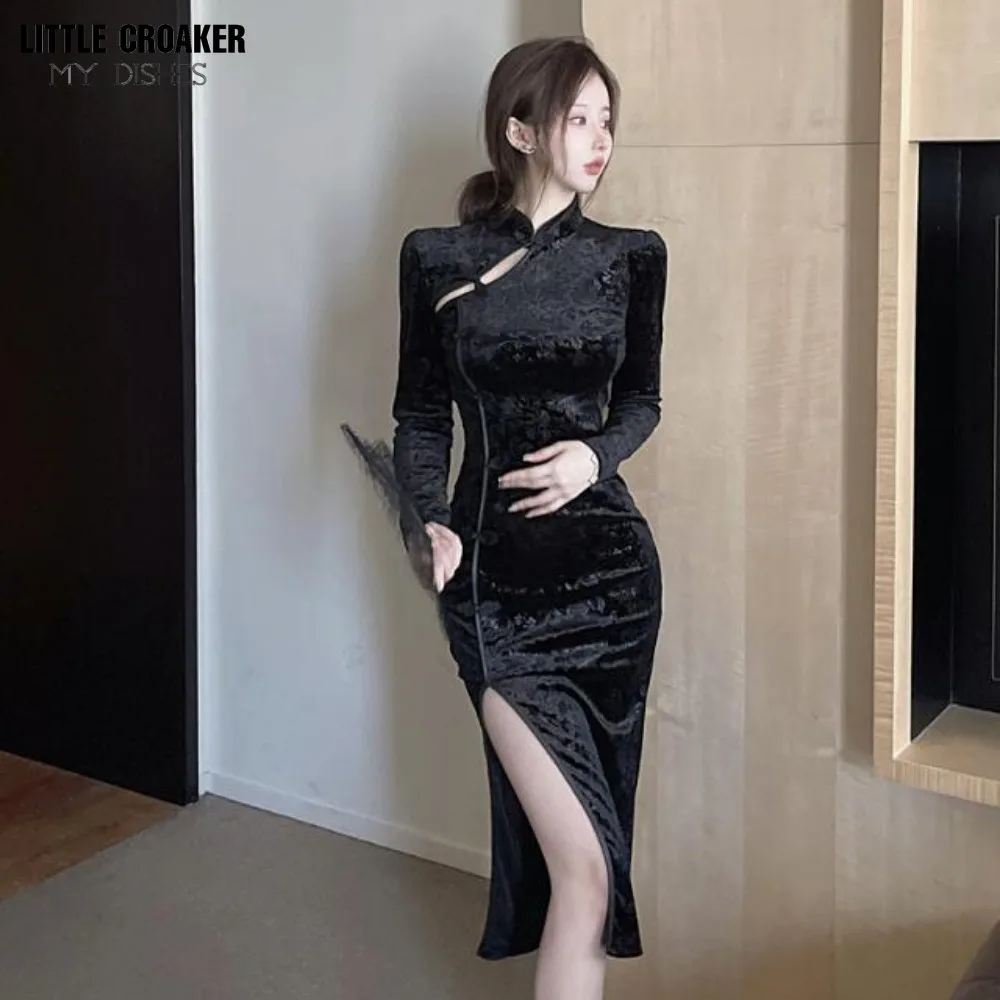 Women High End and Unique Design Bone Etched Chinese Dark Black Retro Embossed Velvet Young Girl\'s Improved Cheongsam Dress