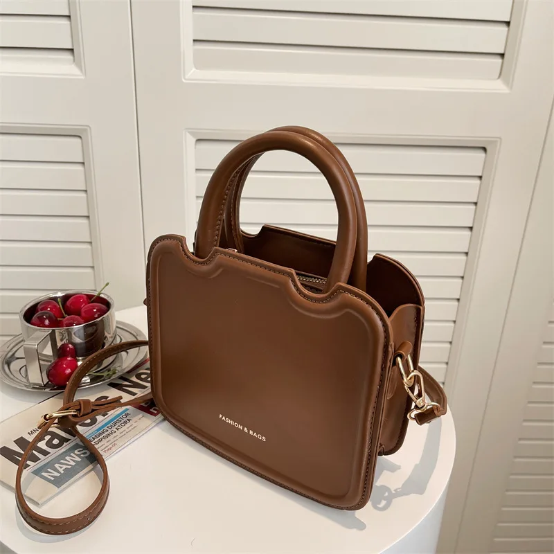 Women's Bag 2023 New Fashion Carrying Messenger Bag Women's Bag Retro Shoulder Bag handbags for women  shoulder bag