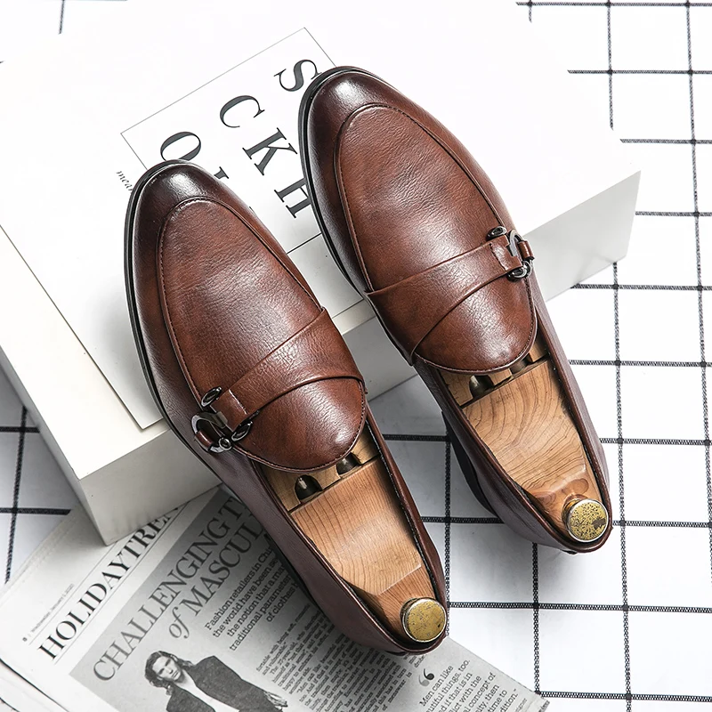 Scarpe Da Uomo Luxury Brand Casual Slip On Mocassini Formali Mocassini Scarpe Da Guida A Punta Maschili Estive Italiane Scarpe Da Sposa Classiche