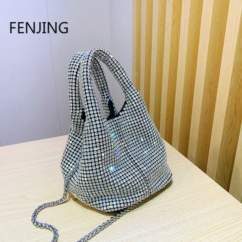 Shiny Crystal Clutch Purse Bucket Shoulder Bag Rhinestone Handmade Purses and Handbags Luxury Designer Evening Clutch Bag Purse