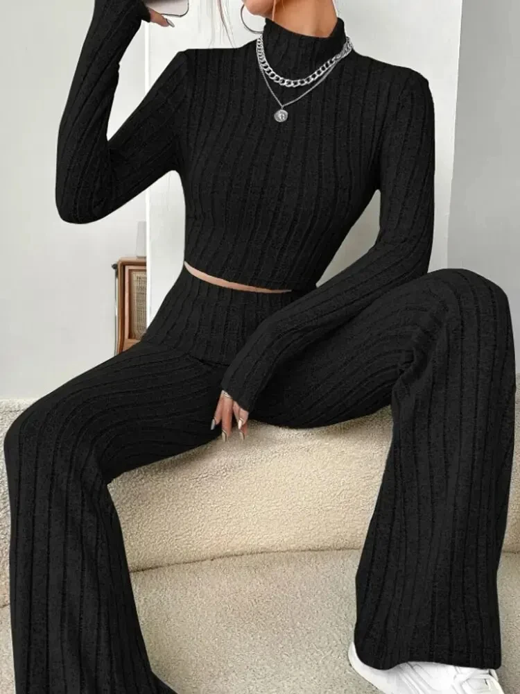 Stand Collar Navel T-shirt and Trumpet pants