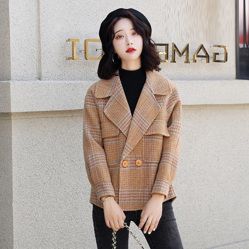 

2023 Autumn Winter New Woolen Coat Women Short Fashion Temperament Lapel Long Sleeve Plaid Double-Sided Cashmere Fur Coat Female