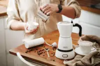 Moka – Machine à café électrique 300ml, café domestique aromatique, 480W, 6 tasses, blanche, parfaite pour les voyages 4