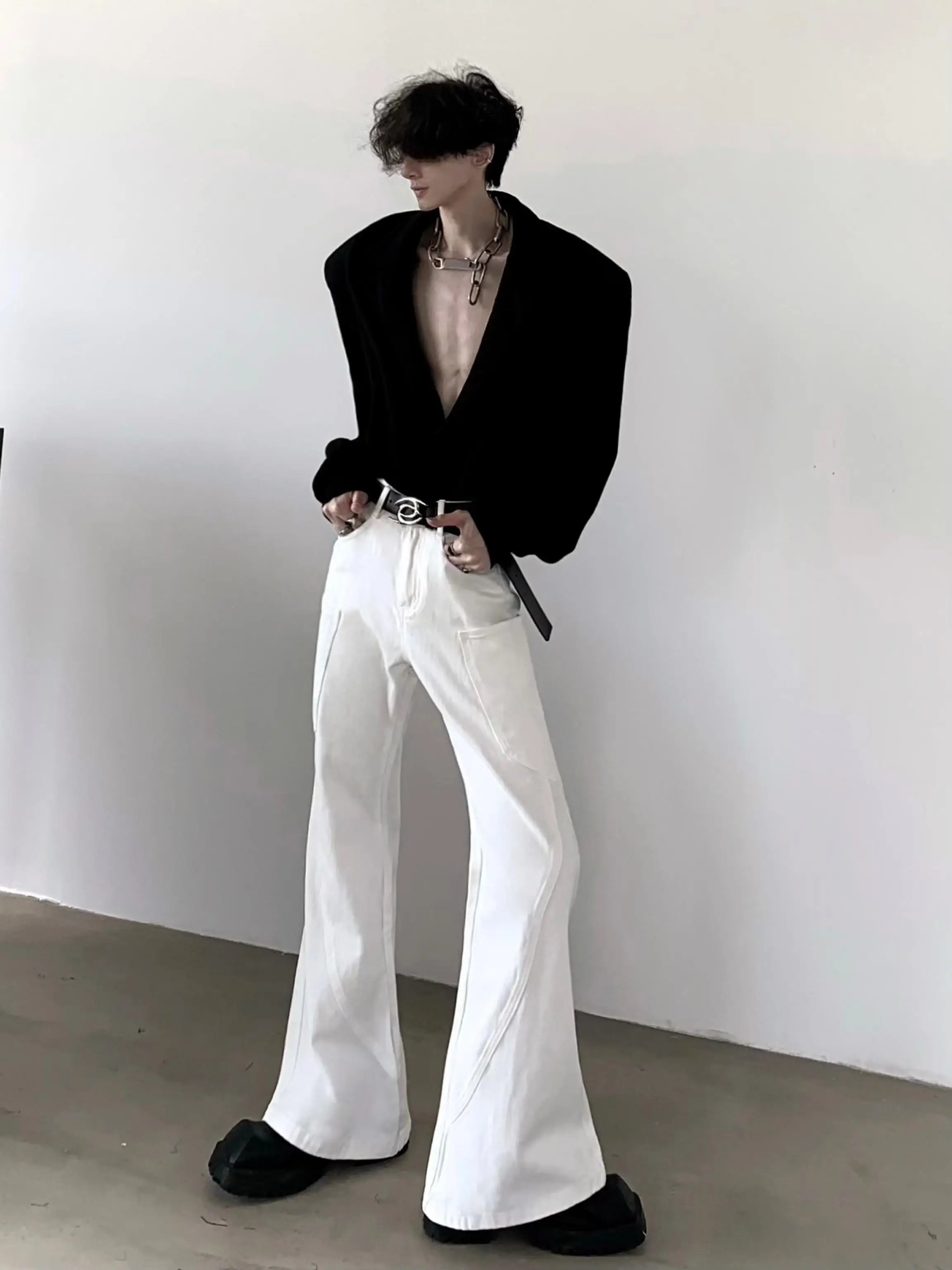 2024 New High-end White Jeans Men's American Style Retro High Street Trendy Zipper Flared Denim Trousers Male Pocket Denim Pants 2