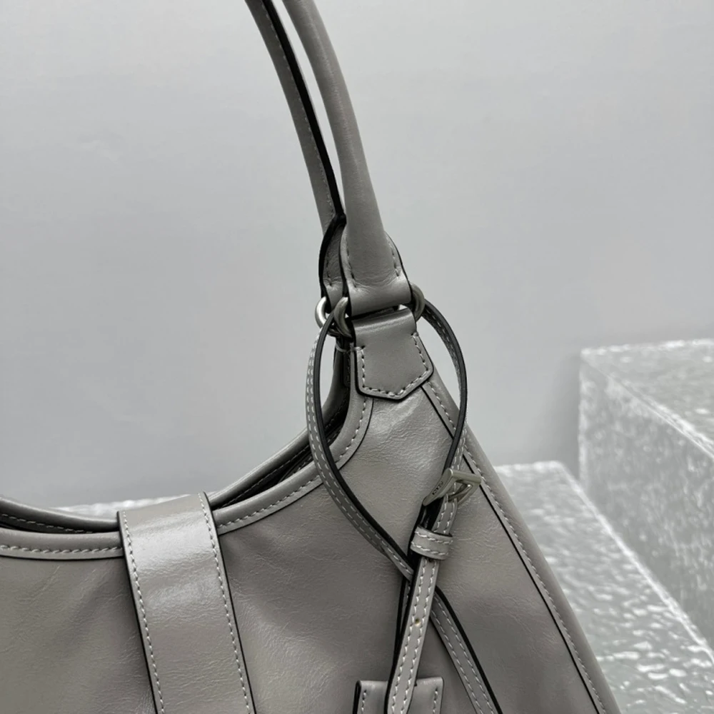 High Quality Designer Handbags for Women Luxury Tote Bags Fashion Shoulder Purse Famous Brand Elegant and Durable, view 6