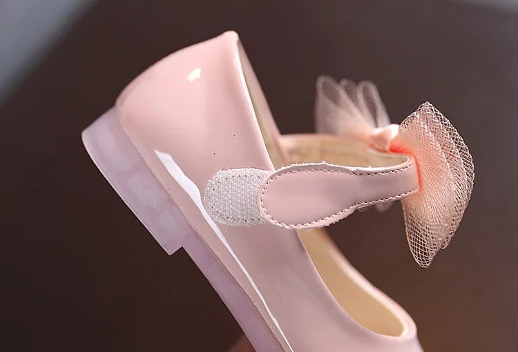 Girls Low-Heeled Formal Dress Shoes Detailed Profile