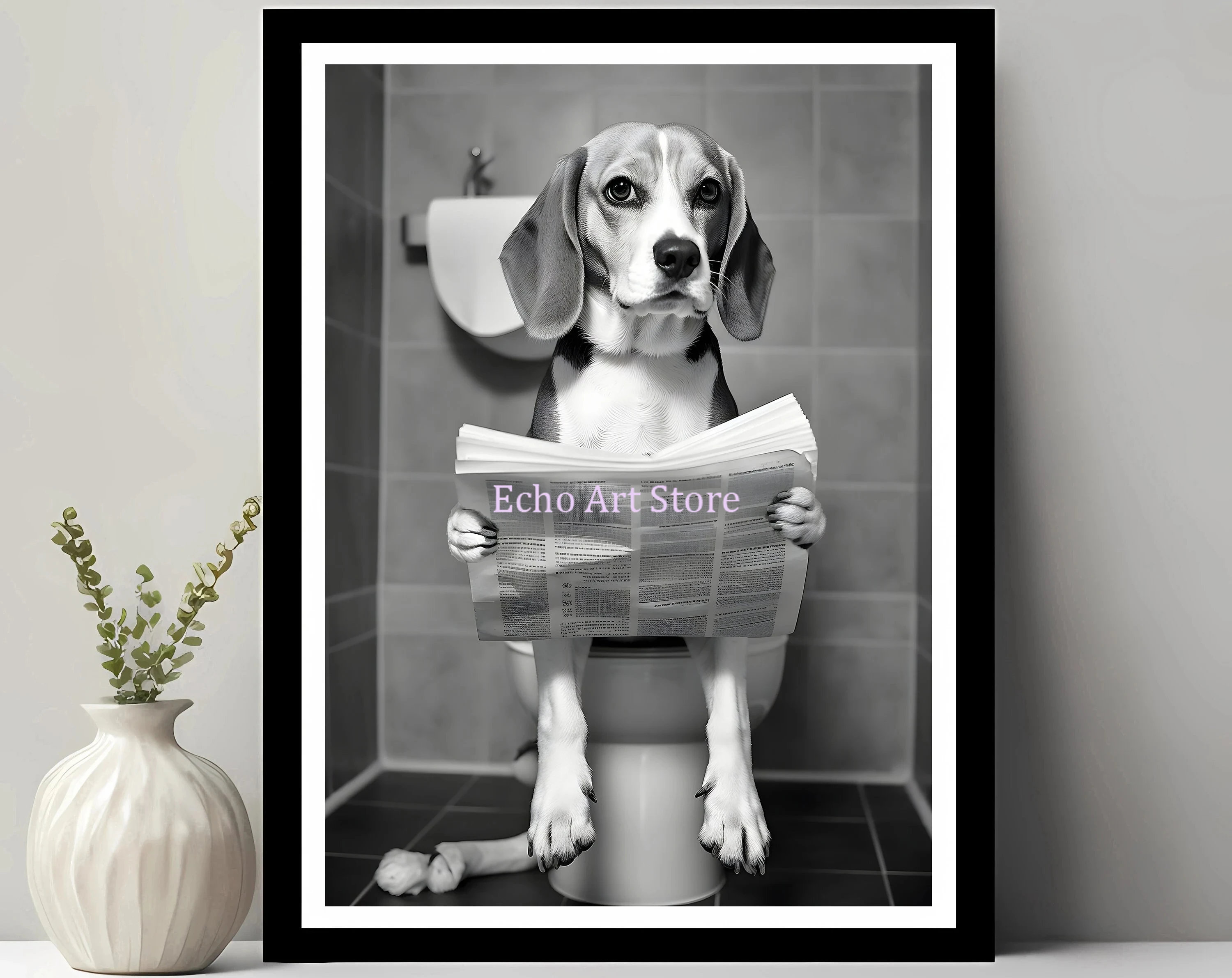 Tableau Toile Chien Labrador Retriever Noir Au Téléphone Sur Les Toilettes – Art Mural Humoristique