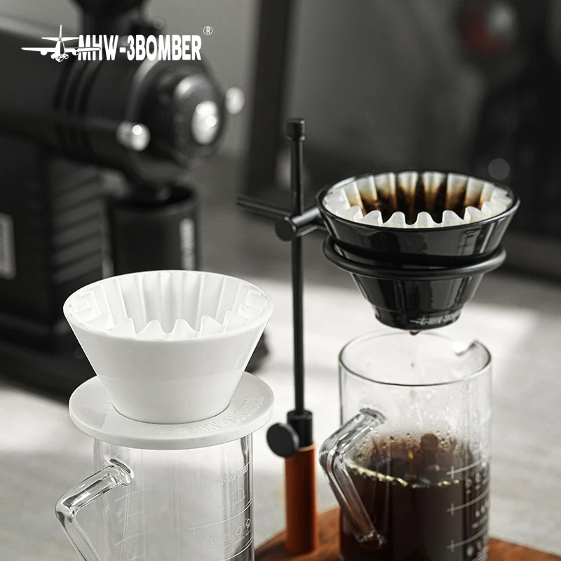 DOWAN Ceramic Pour Over Coffee Dripper - White V-Shaped Filter Cone For 2-4 Cups - Barista Style Coffee Maker
