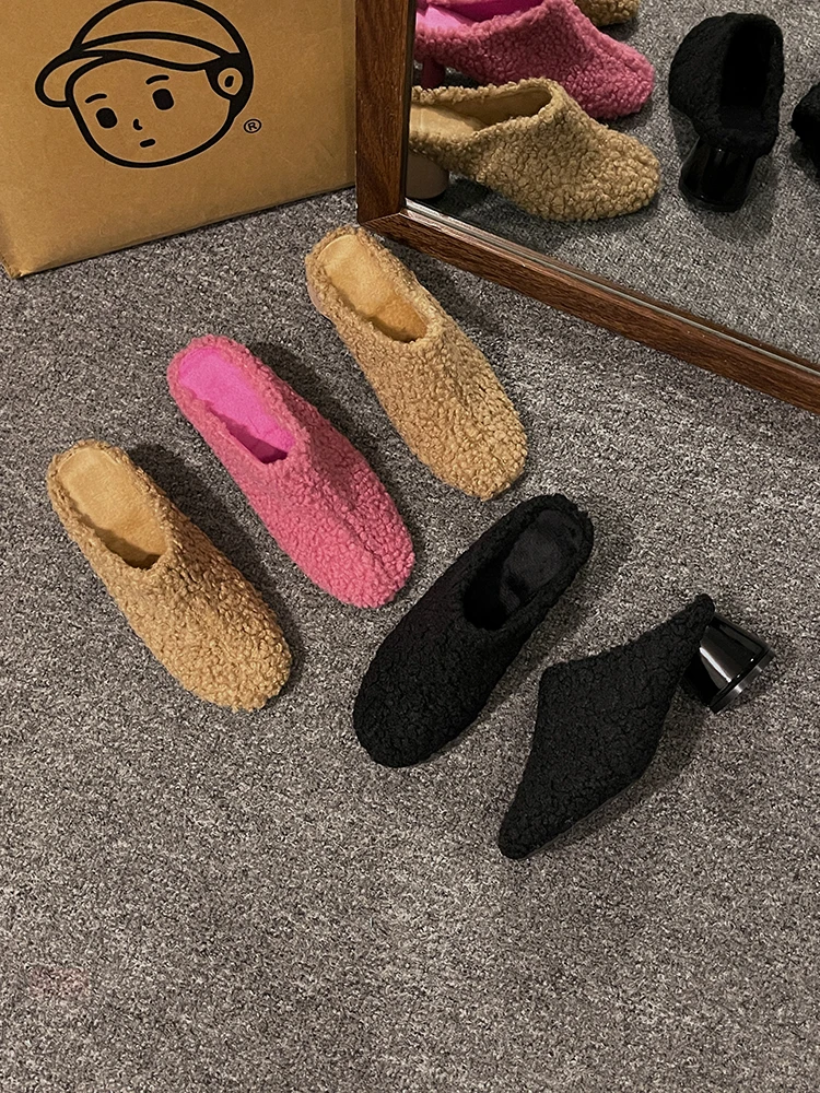 

Женские шлепанцы из флока, уличные шлепанцы, шлепанцы из искусственного меха на каблуке, с высоким плюшем, с мехом, в римском стиле, 2023