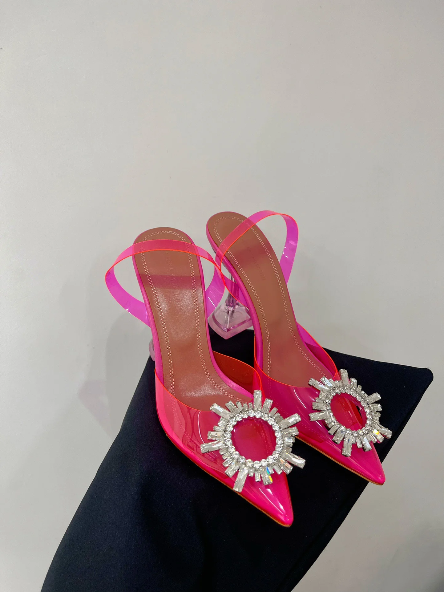 

Red designer high heels Amina Muaddi Rosie Begum Camelia Satin Slingback Pumps Crystal Strap Gilda Lupita pvc Heeled Sandals