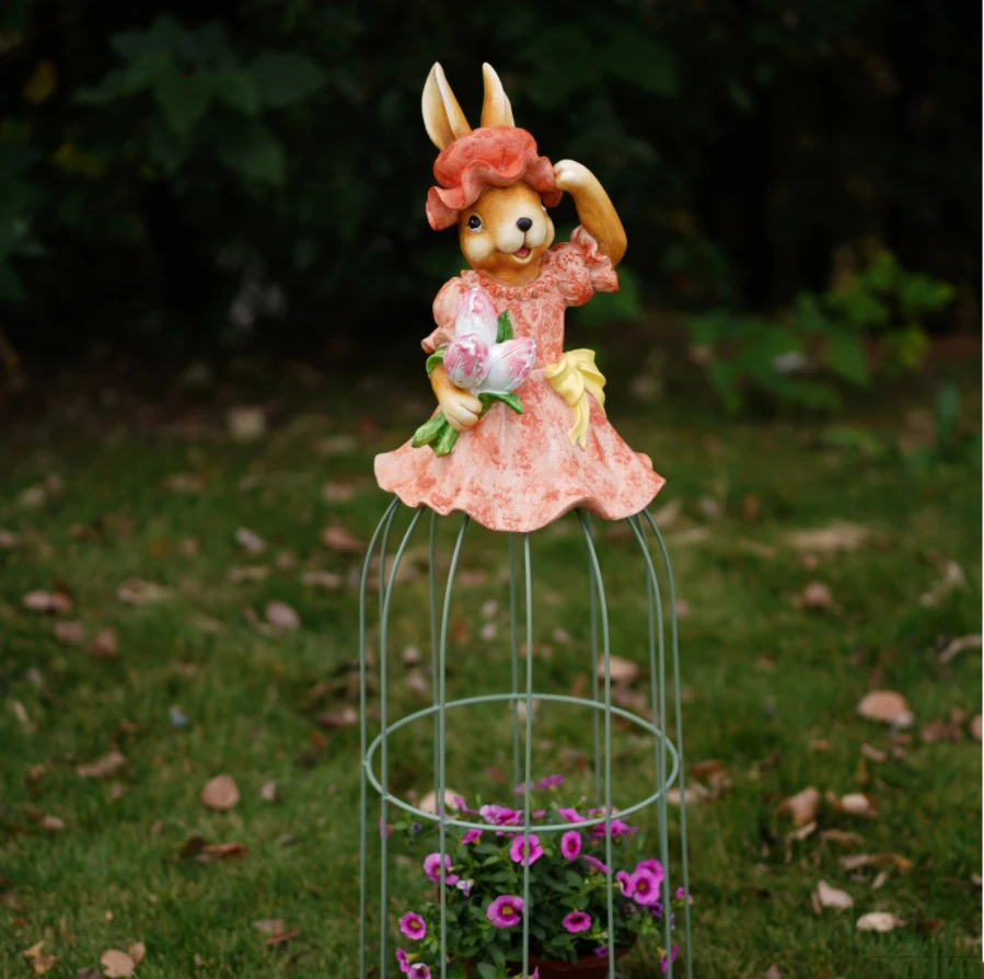 Resin Girl Doll Climbing Vine Flower Plant Iron Support Frame Landscape Courtyard Garden Balcony Flower Rack Ornament Decoration