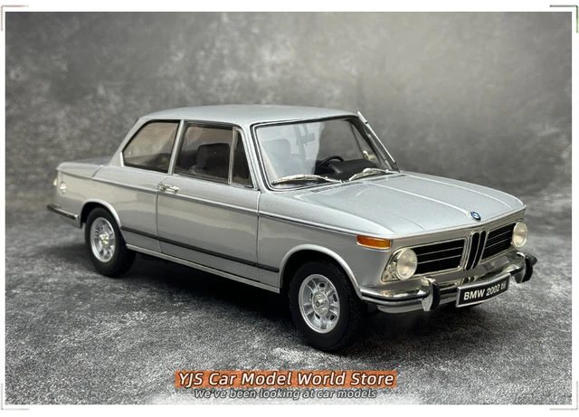 京商 1/18 BMW 2002 tii シルバー - 乗用車