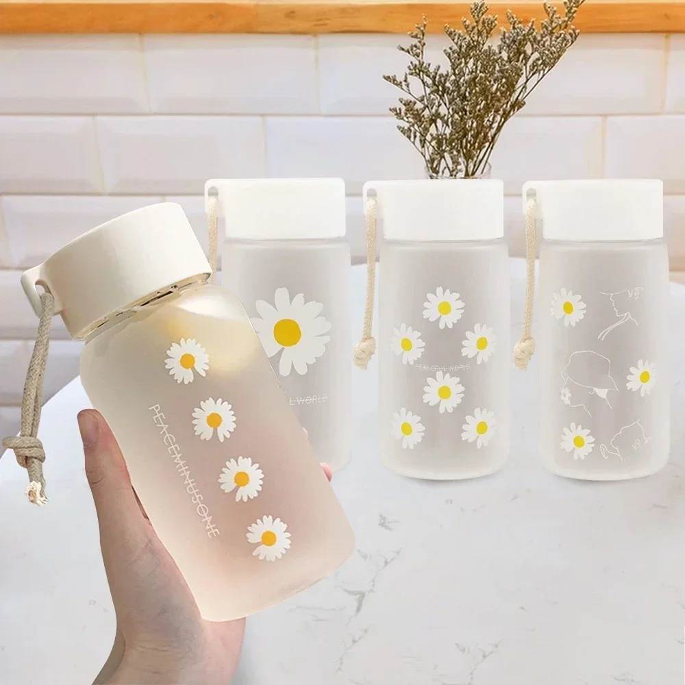 Little Daisy Water Bottles Transparent Plastic Water Cup with Rope Girl Kawaii Drink Bottle Summer Frosted Cup Juice Mug