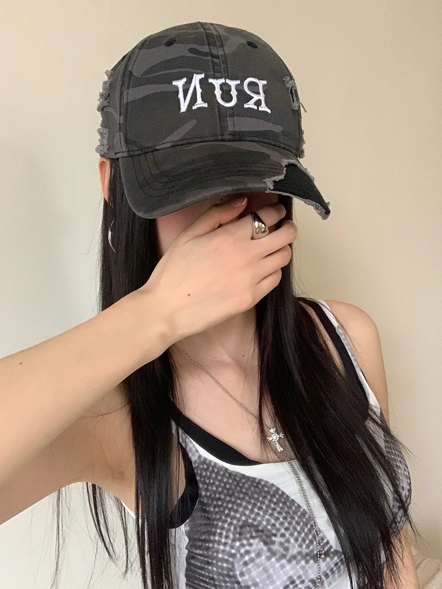 American Camouflage Color-Blocking Letter Baseball Cap For Women Vintage Street Design Sense Makes The Face Look Smaller