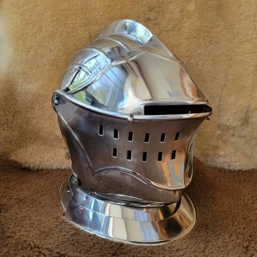 Dark soul superior knight helmet real person can wear COS black soul metal armor pocket postage