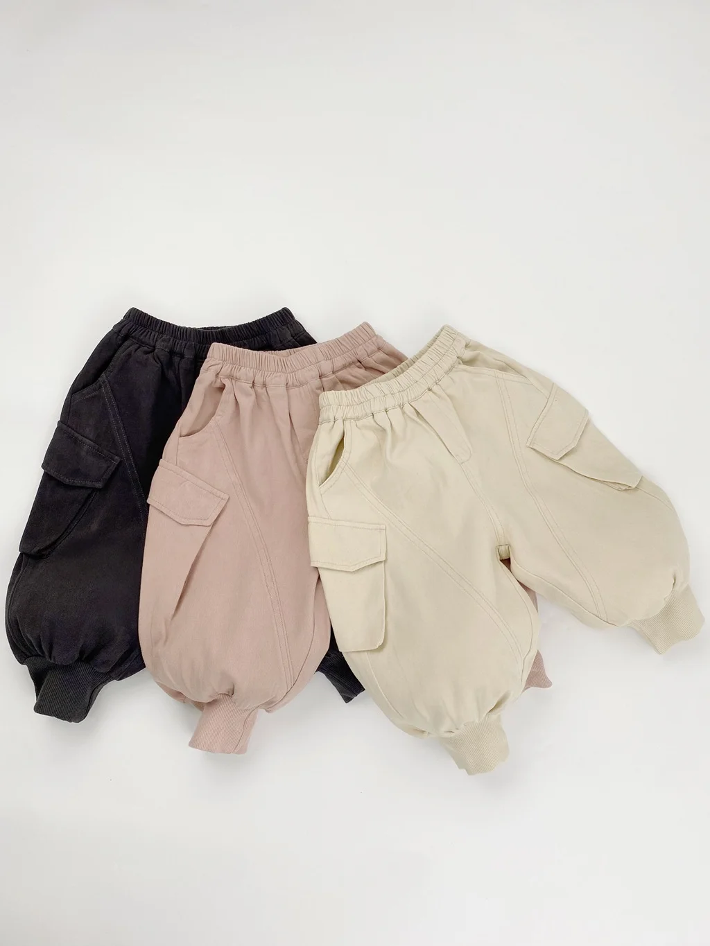 Kids Loose Fit Cargo Pants with Pockets for Spring