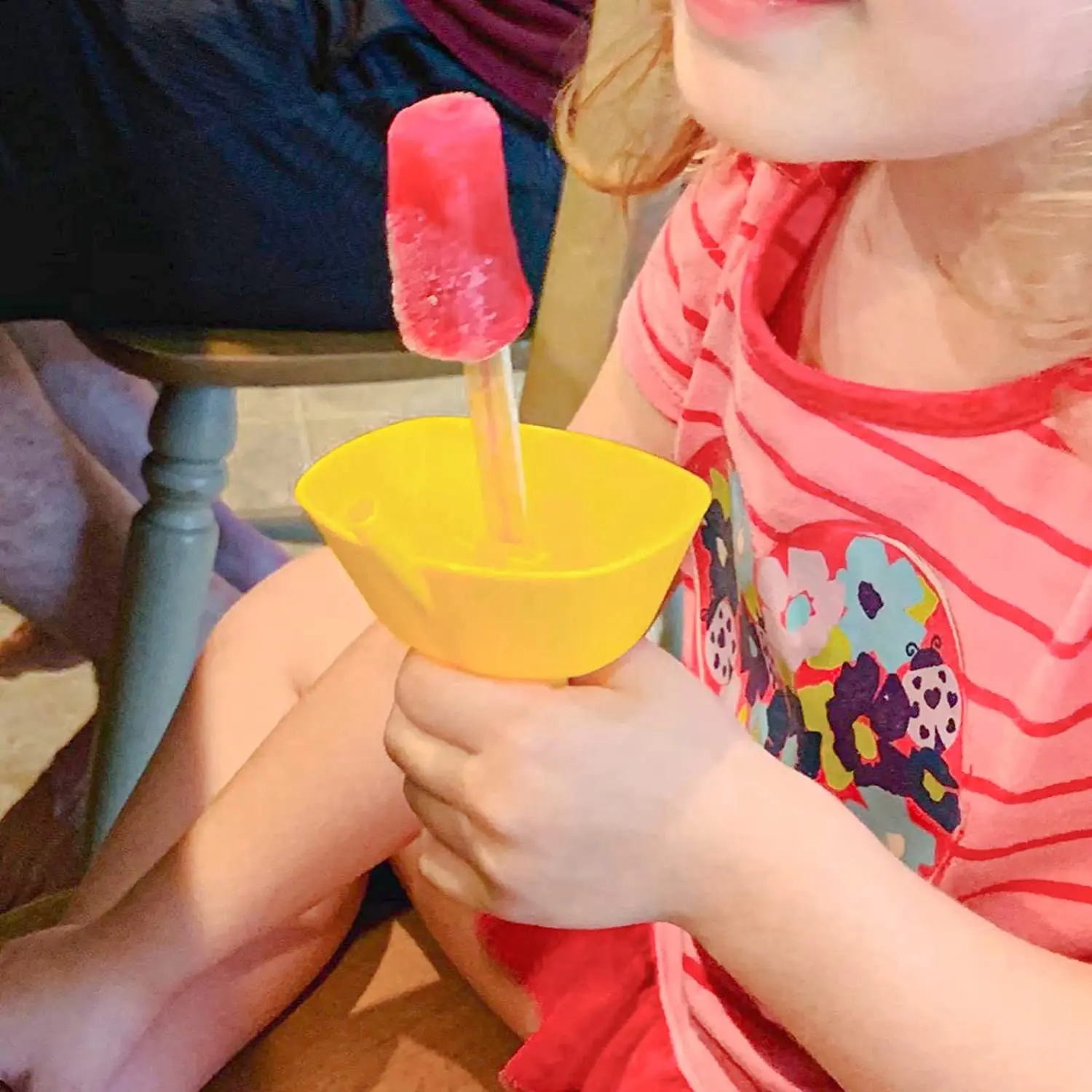 Portable Drip-Proof Popsicle Rack Anti-drip Popsicle Tray Kids Handheld Ice Guard Ice Cream Holder Spill-Proof Popsicles Holders popsicle rack