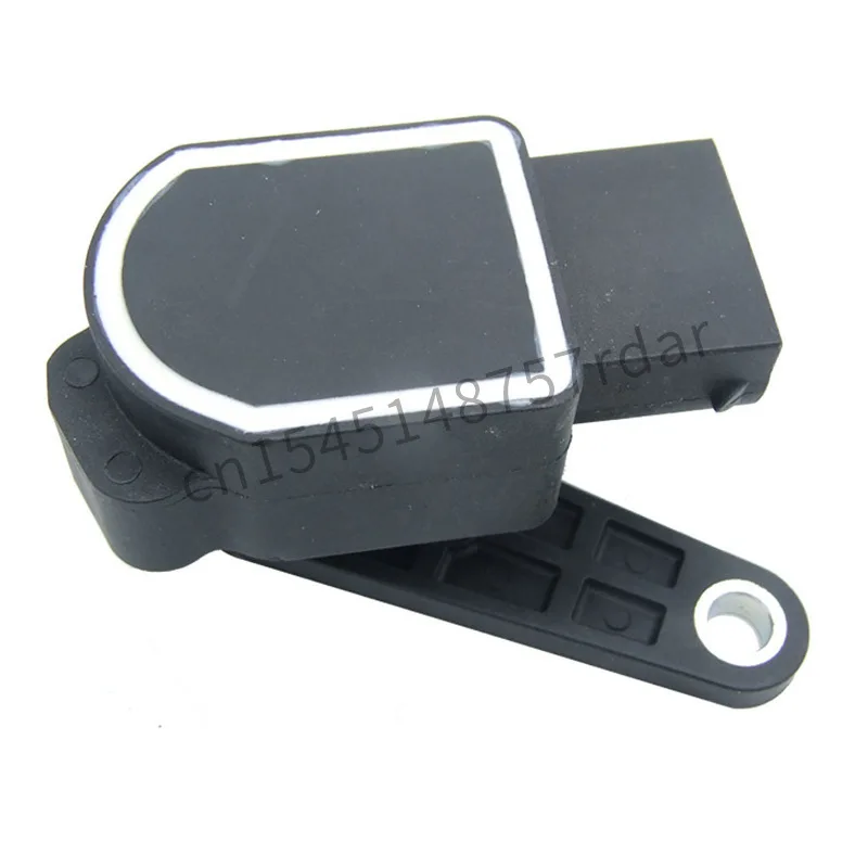 

Suitable for BMW 1 series e81e82e87 headlamp height sensor and horizontal sensor oem37146763736