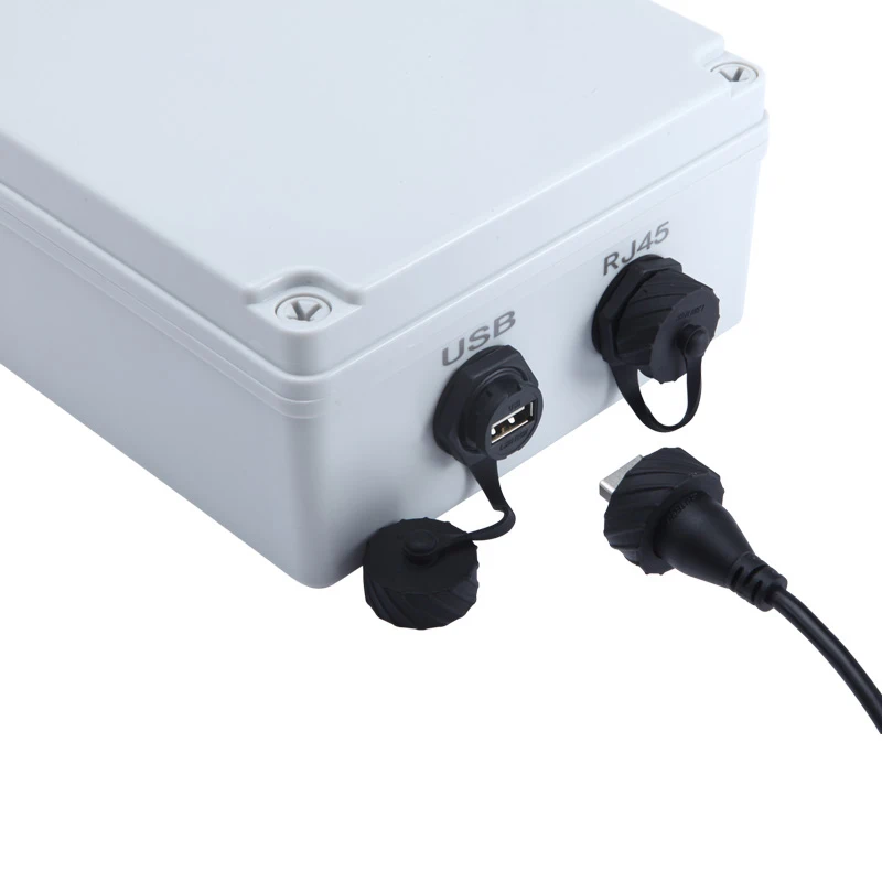 USB A Ÿ Ŀ ϼ  4  ÷ , USB2.0    ̺,  Ŀ , 1m 3ft