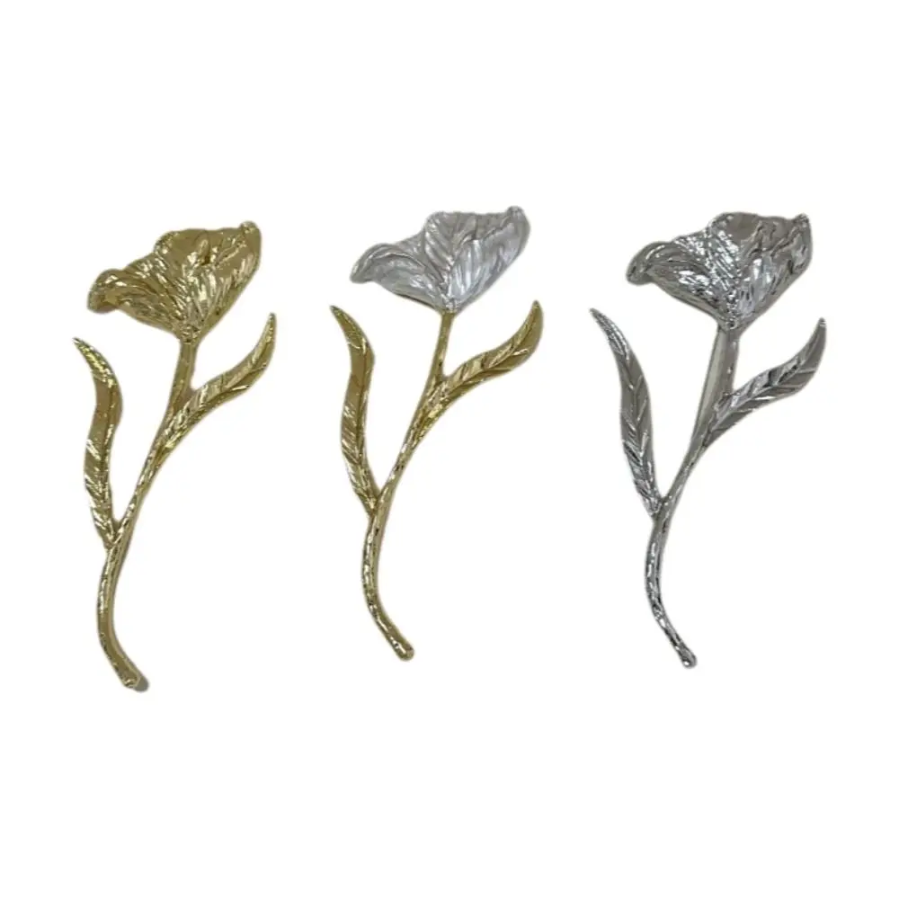 Vintage Large Vintage Brooch Leaf Shape Flower Pattern Flower Brooch Metal Metal Leaf Brooch Party Wear