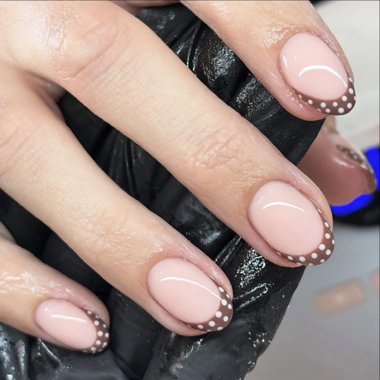 Uñas Postizas Redondas Cortas Francés Marrón
