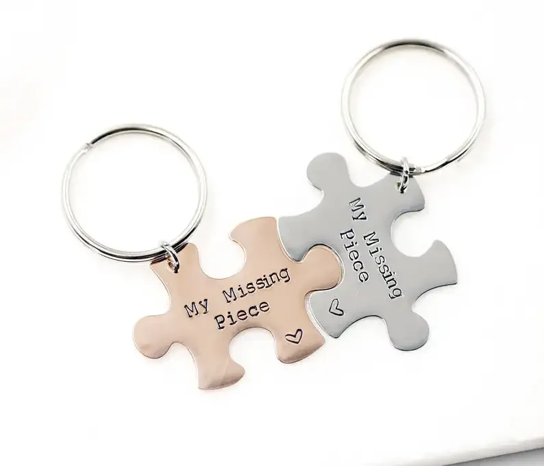 

Original Puzzle Keychains Customized Family Member Name Key Chains Familia Personalized Name Backpack Key Pendant Decor