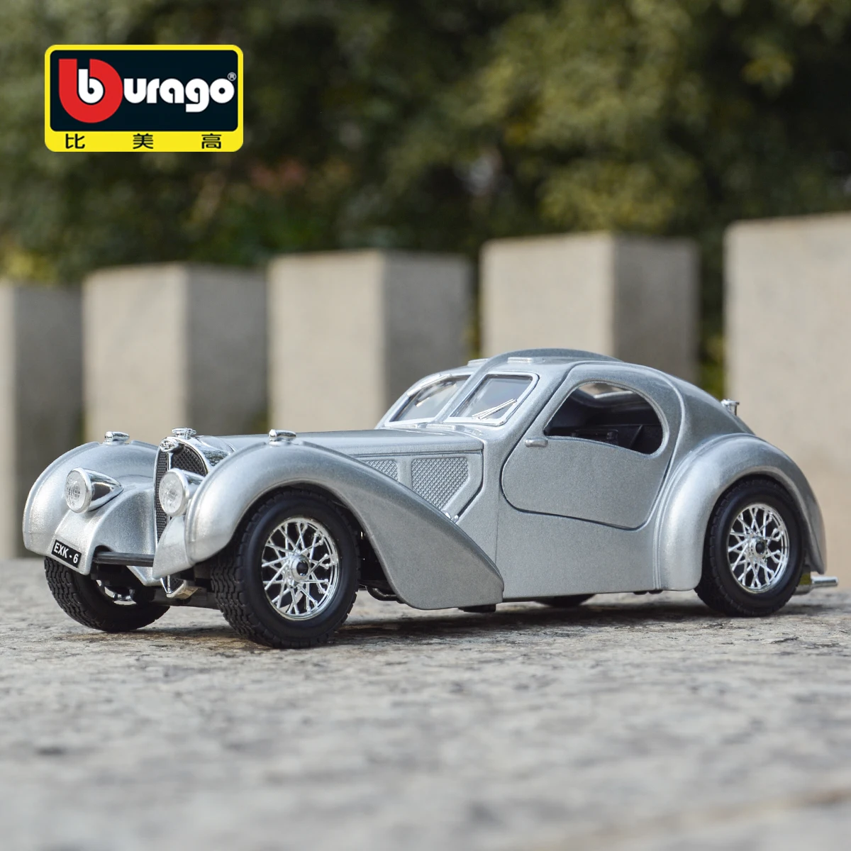Bburago-1-24-1936-Bugatti-Atlantic-Static-Die-Cast-Vehicles-Collectible