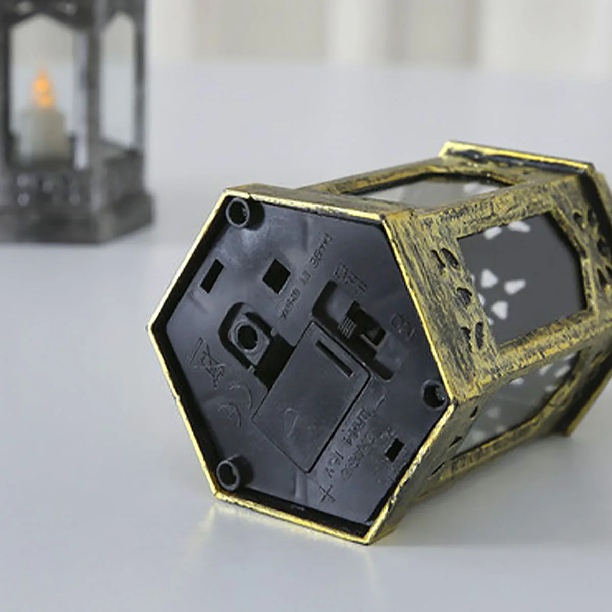 1pc-European retro plastic lamp creative electronic candle holder decoration ornament (excluding battery)