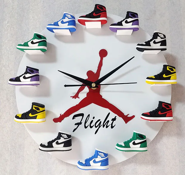 Reloj de pared 3D con diseño moderno para decoración del hogar, reloj de  pared con diseño creativo de zapatillas de baloncesto para sala de estar,  30cm _ - AliExpress Mobile